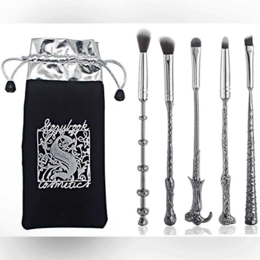 Storybook Cosmetics | Harry Potter Wizard Wand Makeup Brushes | Never Used!